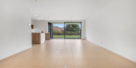 Appartement te huur in Deerlijk voor € 800 met 2 slaapkamers - Photo 2