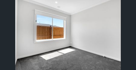 Move Right In - Photo 5