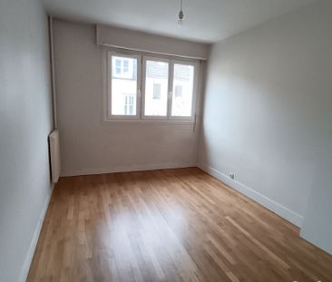 Location Appartement 4 pièces 76m² - Photo 6