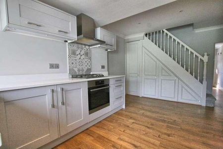 Wilmslow Old Road, Mottram St Andrew, SK10 - Photo 4