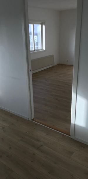 Järnvägsgatan 31 - Photo 1