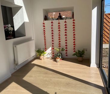 3 Bed Semi-Detached House, Brookhill Avenue, LS17 - Photo 6