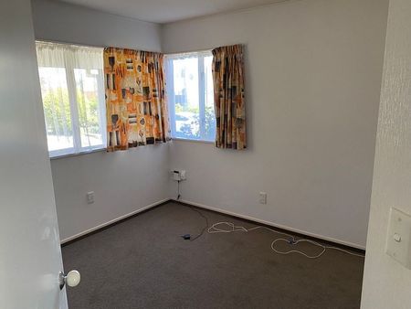 Town house for rent or lease - Photo 3