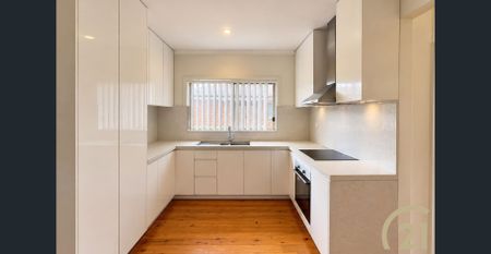 Comfortable Family Living - Photo 4
