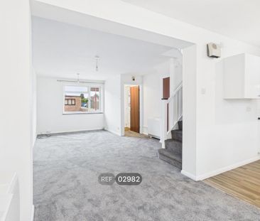 2 bedroom terraced house to rent - Photo 2