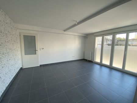 Appartement RUE DE COURLANCY - Photo 5