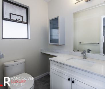 House in Coquitlam, BC - Photo 1