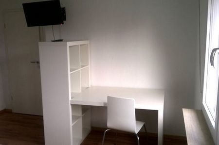 Möblierte Wohnung mit Terrasse in Weiden, S12,13,19 und A4 schnell zu erreichen - Photo 5