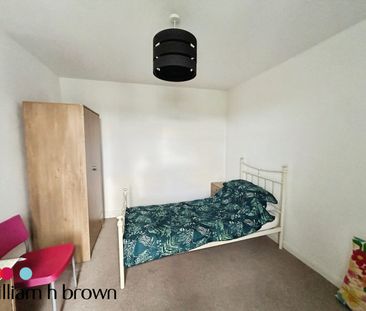 Brooks Hall Road, Ipswich - Photo 1