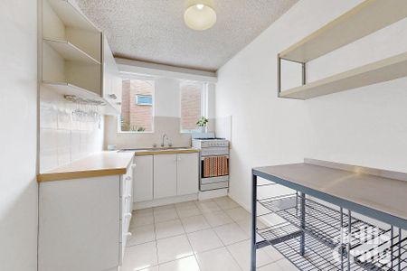 6/10-12 Lennon Street, Parkville - Photo 3