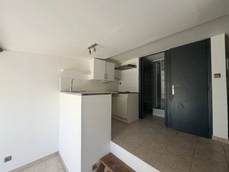 Location Appartement 2 pièces 29m² LA CIOTAT 13600 - Photo 5