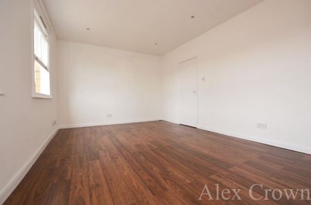 3 bedroom flat to rent - Photo 4