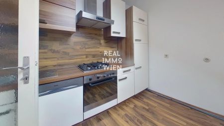 Helle Dachgeschoßwohnung in 1220 Wien: 2 Zimmer, gepflegt, zentral und gemütlich! - Photo 4