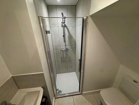 1 bedroom ground floor flat to rent - Photo 4