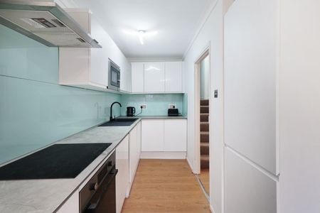 2 Bed Flat, Semley House, SW1W - Photo 5