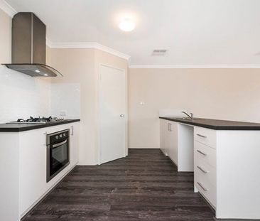 2-Bedroom Home in Brabham! - Photo 3
