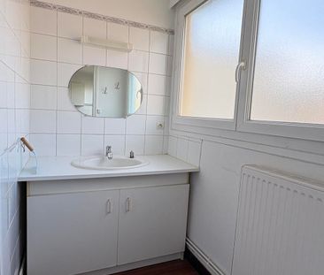 Location Appartement 2 pièces 47m² DUNKERQUE 59240 - Photo 2