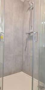 Worple Avenue, Staines-upon-thames, TW18 - Photo 3