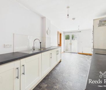 16 North Street, Newtownards, BT23 4DE - Photo 4