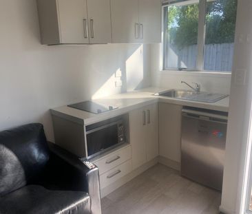 Furnished with Power and Wifi included - Photo 3