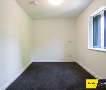 1 Bedroom Flat For Rent - Photo 1