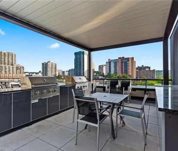 For Lease - 15 Queen Street Unit# 2006, Hamilton, Ontario - Photo 3