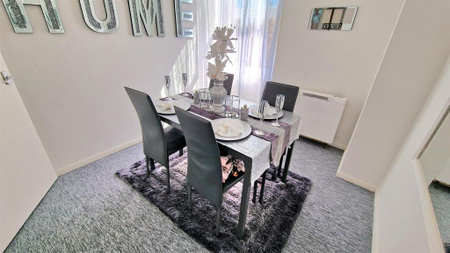 2 bedroom apartment to rent - Photo 3