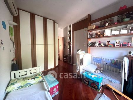 Trilocale in Affitto in Via Angelo Poliziano 16 a Milano - Foto 2