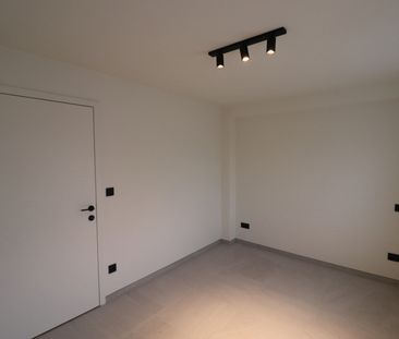 Gerenoveerde loft (2de en 3de verdieping) met terras (ca 28 m²), ga... - Photo 3