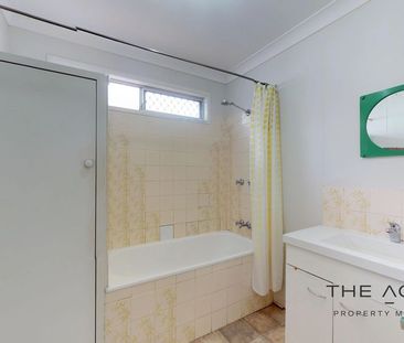 Low-Set Brick Unit in Convenient Location - Photo 4