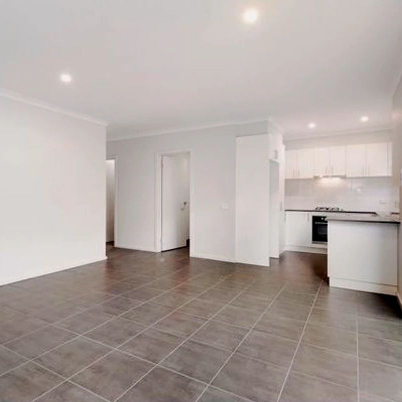 3 Bed, 2 Bath - Photo 1