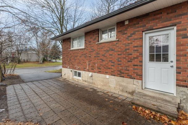 For Lease - 2142 Parkway Drive Unit# Lower, Burlington, Ontario - Photo 1