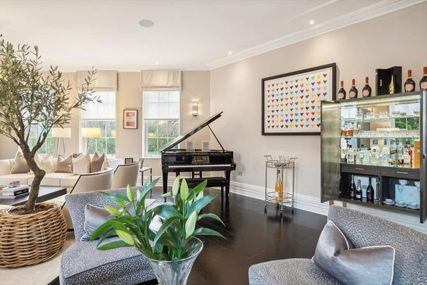 5 bedroom detached house to rent - Photo 1