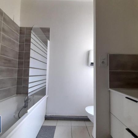 Location Appartement 1 pièce 29m² ARMENTIERES 59280 - Photo 3