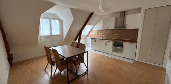 Location Appartement 2 pièces 40m² LAVAL 53000 - Photo 2