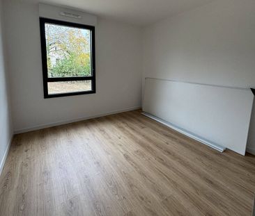 Location appartement 3 pièces 75 m² à Ferney-Voltaire (01210) - Photo 4