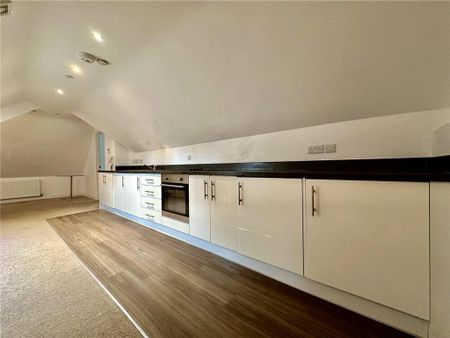 2 bedroom apartment to rent - Photo 4