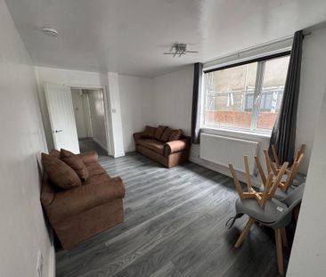 6 bedroom terraced house to rent - Photo 1