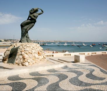 T1 com pátio no centro histórico de Cascais - Photo 2