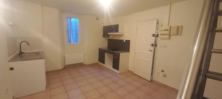 Appartement St Maximin La Ste Baume - 3 pi�ce(s) - 37.78 m2, - Photo 2