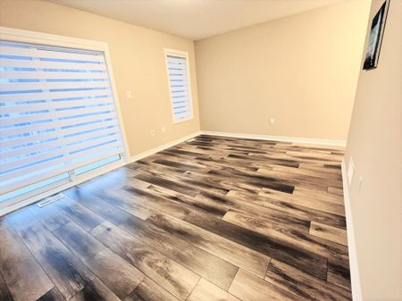 For Lease - 445 Ontario Street Unit# 91, Milton, Ontario - Photo 4