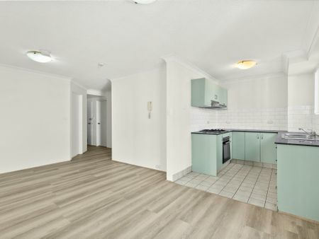 11/17-21 Stanley Street, Bankstown NSW - Photo 3