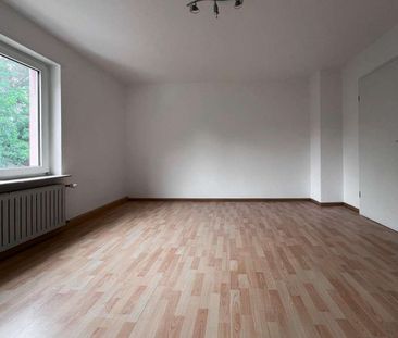 KL - Nähe Volkspark, 3ZKB, moderne EBK, Stellplatz/Garage - Photo 1