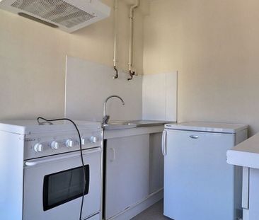 Appartement te huur in Sint-Joost-ten-Node voor € 800 met 1 slaapkamer - Photo 1