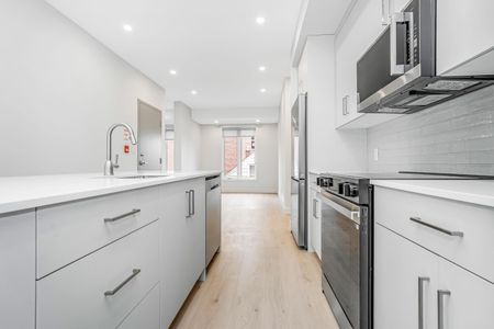 For Lease - 1267 Summerville Avenue Unit# 8, Carlington - Central Park, Ontario - Photo 4