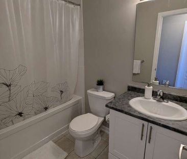 For Lease - 165 Hampshire Way Unit# 131, Milton, Ontario - Photo 2