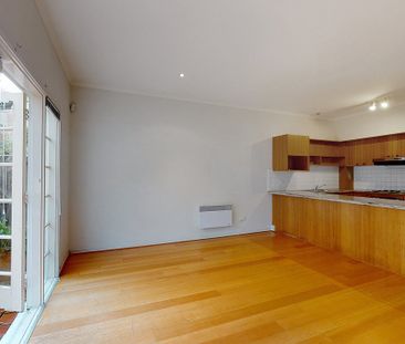 2/78 Auburn Road, Hawthorn - Photo 3