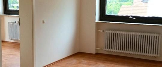 3 Zimmer Wohnung, Küche, Bad in Dischingen - Erdgeschoss - Foto 1