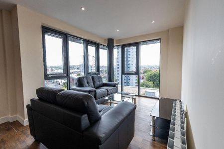 2 bedroom flat to rent - Photo 2