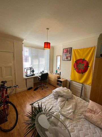 17 Arthur Street - College Side & 4 Double Rooms Loughborough - Photo 3